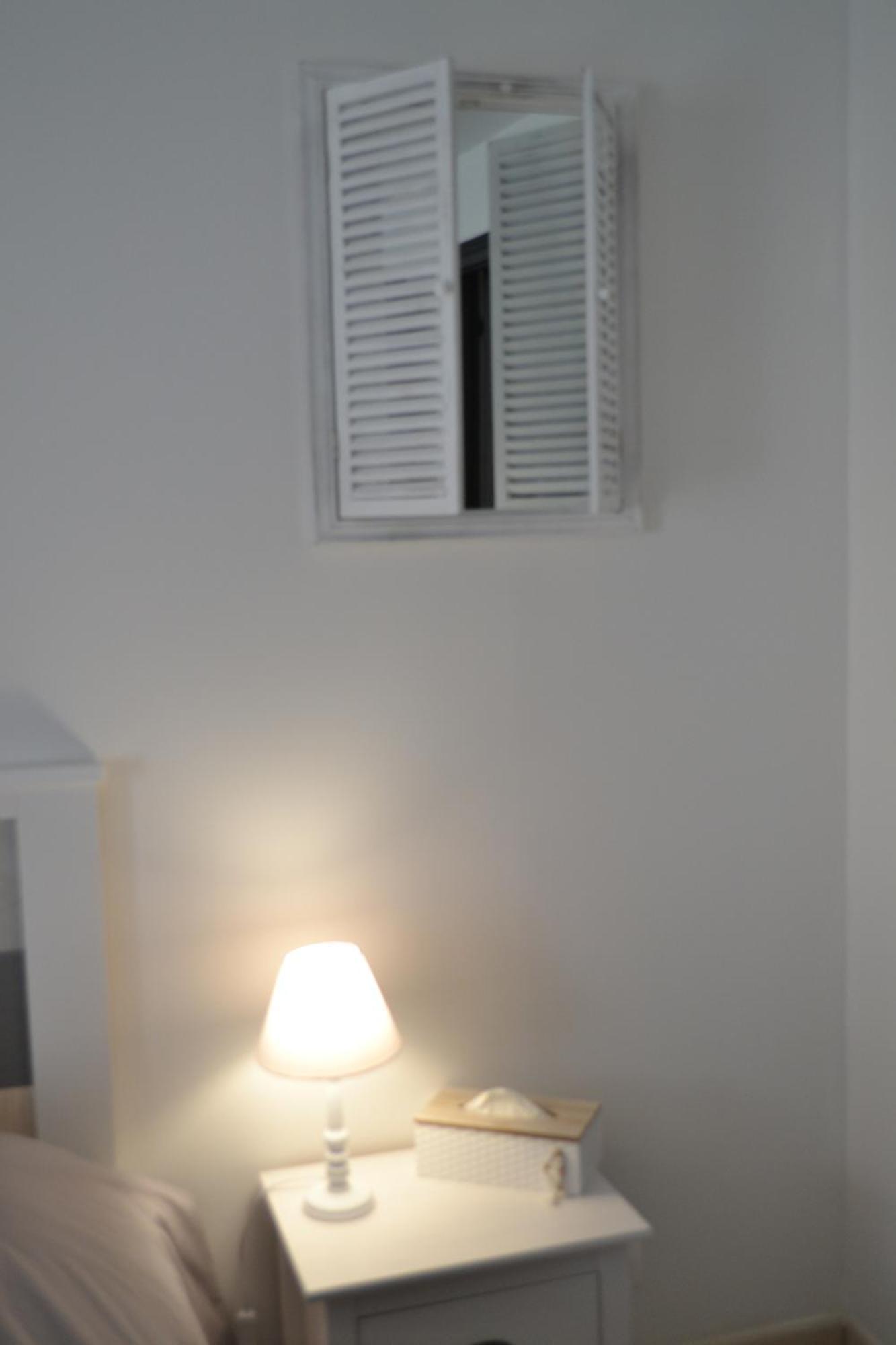 Hotel L'Instant Bleu Marans  Habitación foto